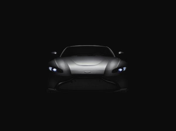 Aston%20Martin_int%20Vantage_2018