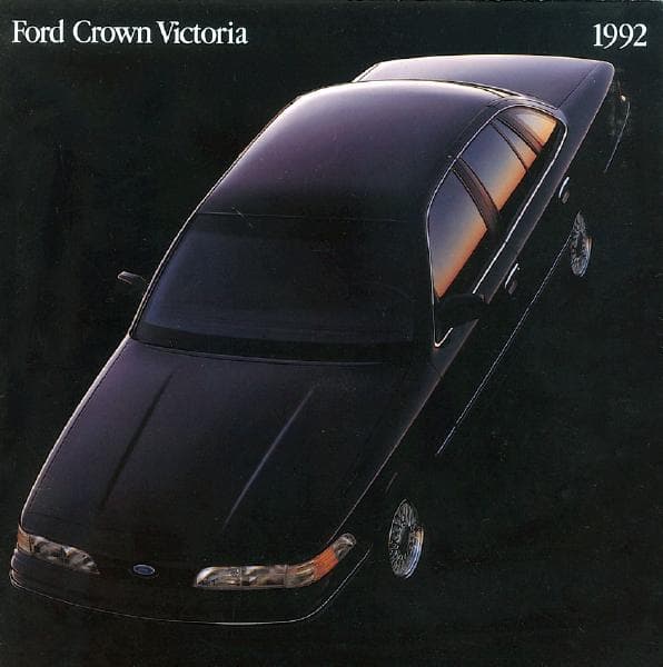 Ford_US%20CrownVictoria_1992